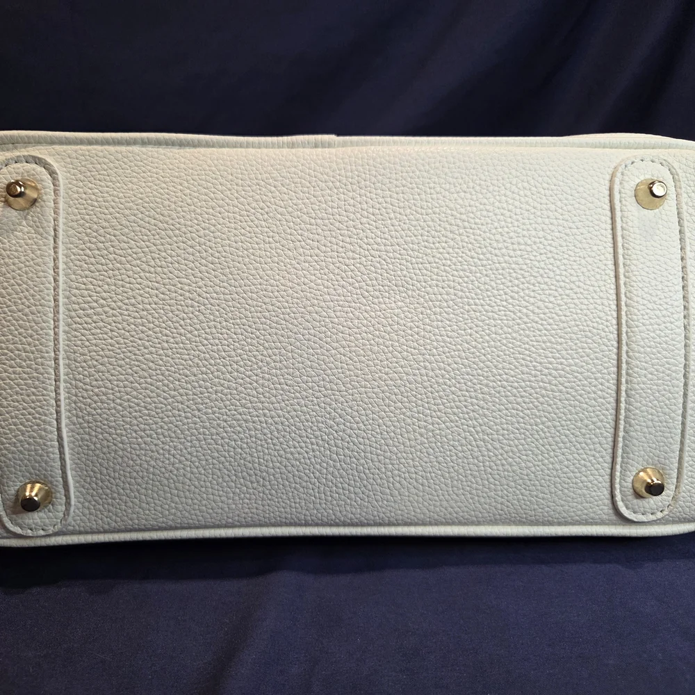 Elegant White Top-Handle Satchel Bag - Picture 4 of 10